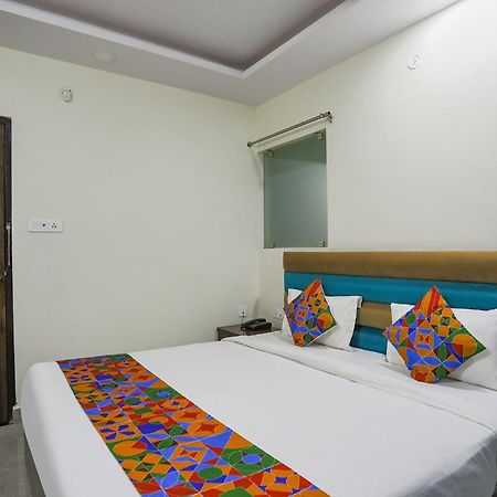 Fabhotel Sm Palace Chinhat Dış mekan fotoğraf
