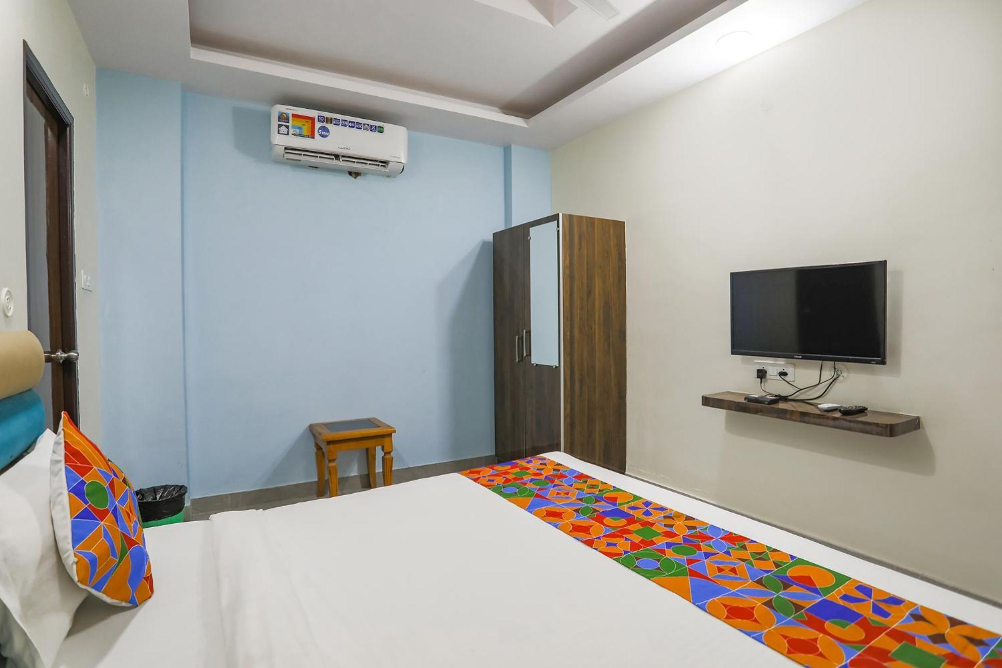 Fabhotel Sm Palace Chinhat Dış mekan fotoğraf
